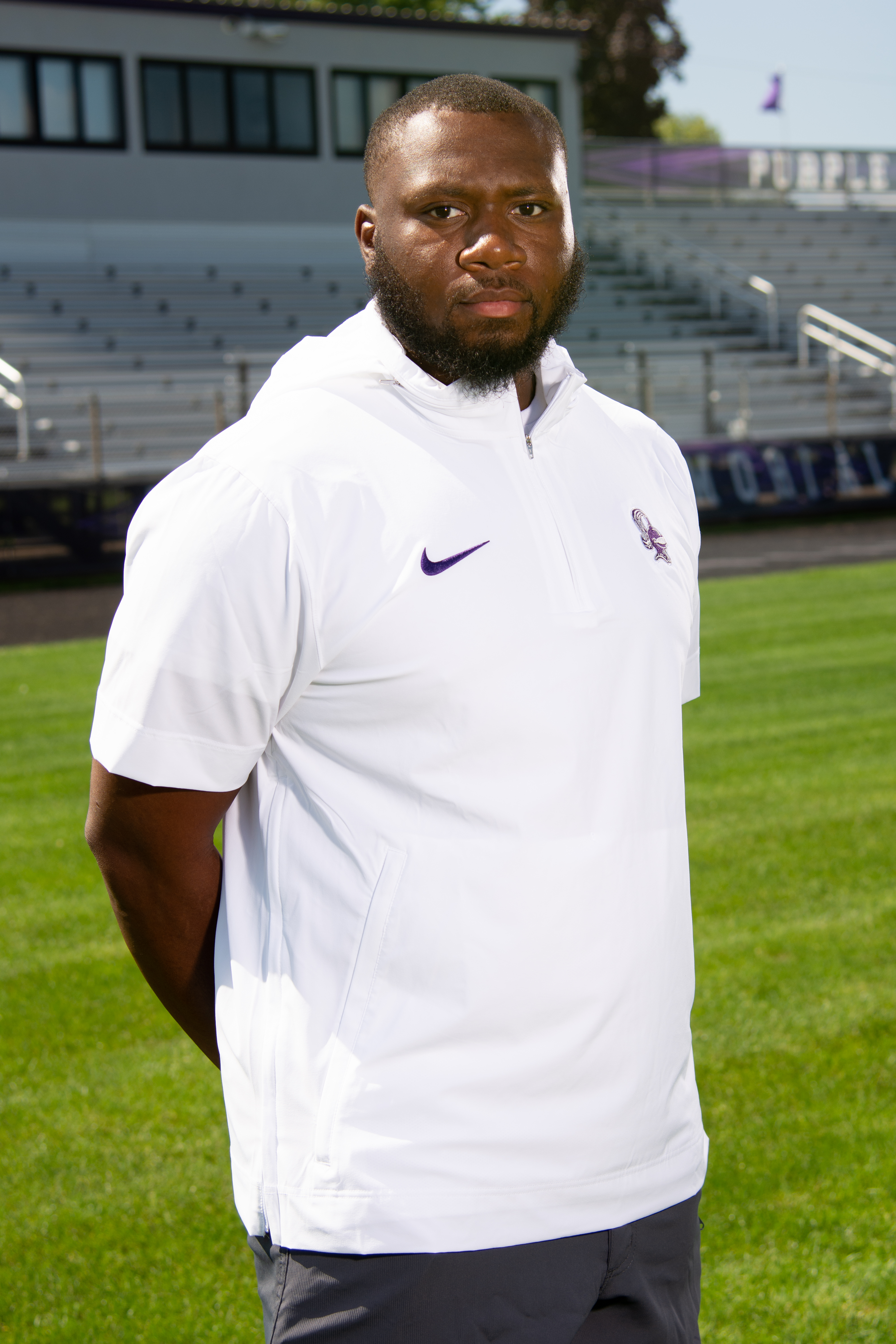 Coach Denzel Barnes